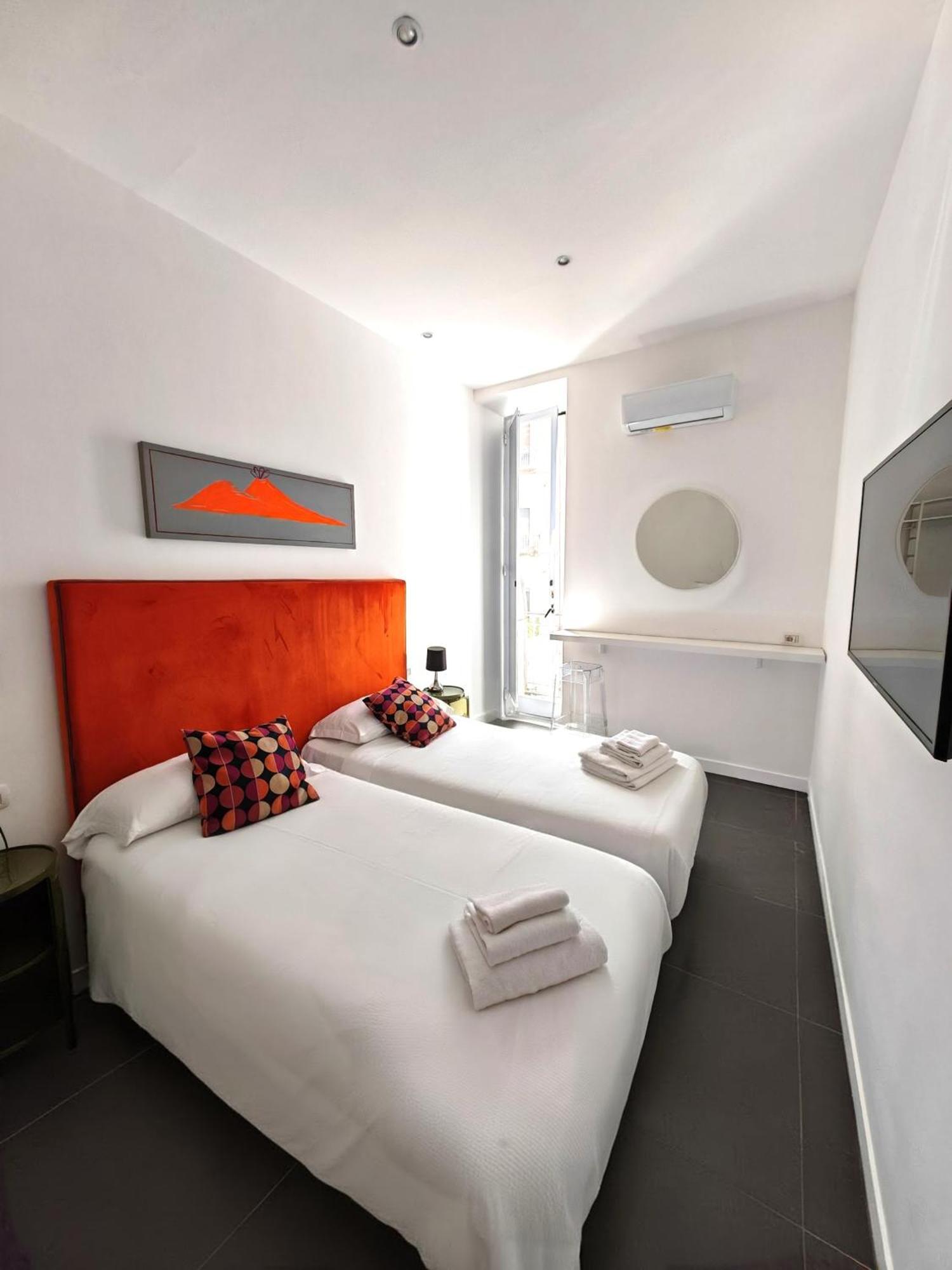 อาร์ต สตรีท โฮเทล Hotel เนเปิลส์ ห้อง รูปภาพ